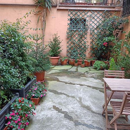 Suites In Рим Екстериор снимка