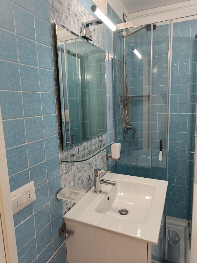 Suites In Рим Екстериор снимка