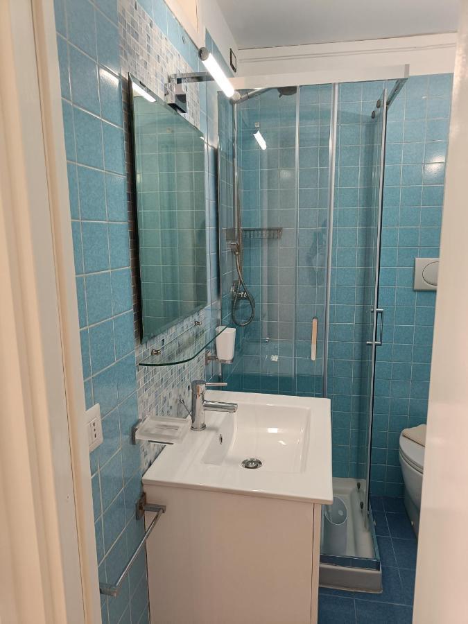 Suites In Рим Екстериор снимка